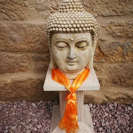 Panzió Himalaya En Perigord